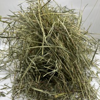 🌿🐰 Kvalitné lúčne seno pre králičky a malé zvieratá – 500g balenie 🐹🌾🌞