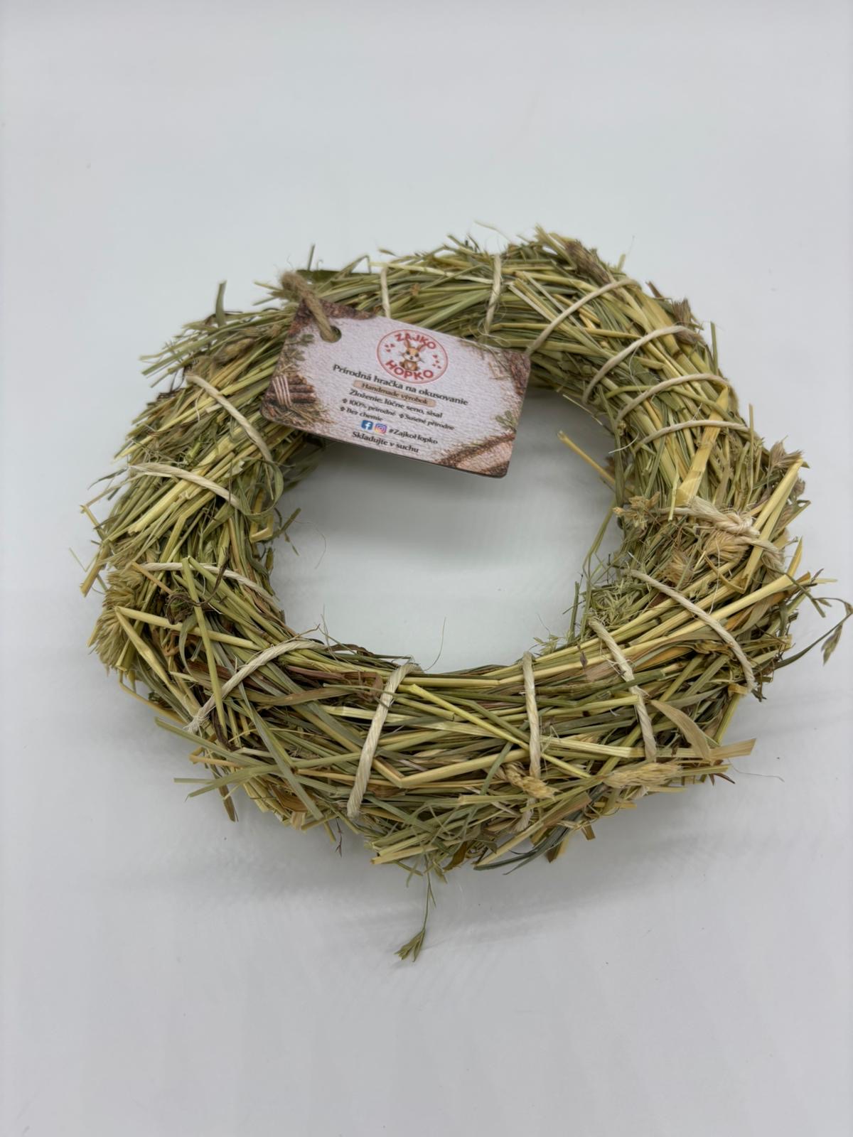 🐰 Senný venček na okusovanie pre králičky 20-50g🌿 – Obrázok 3